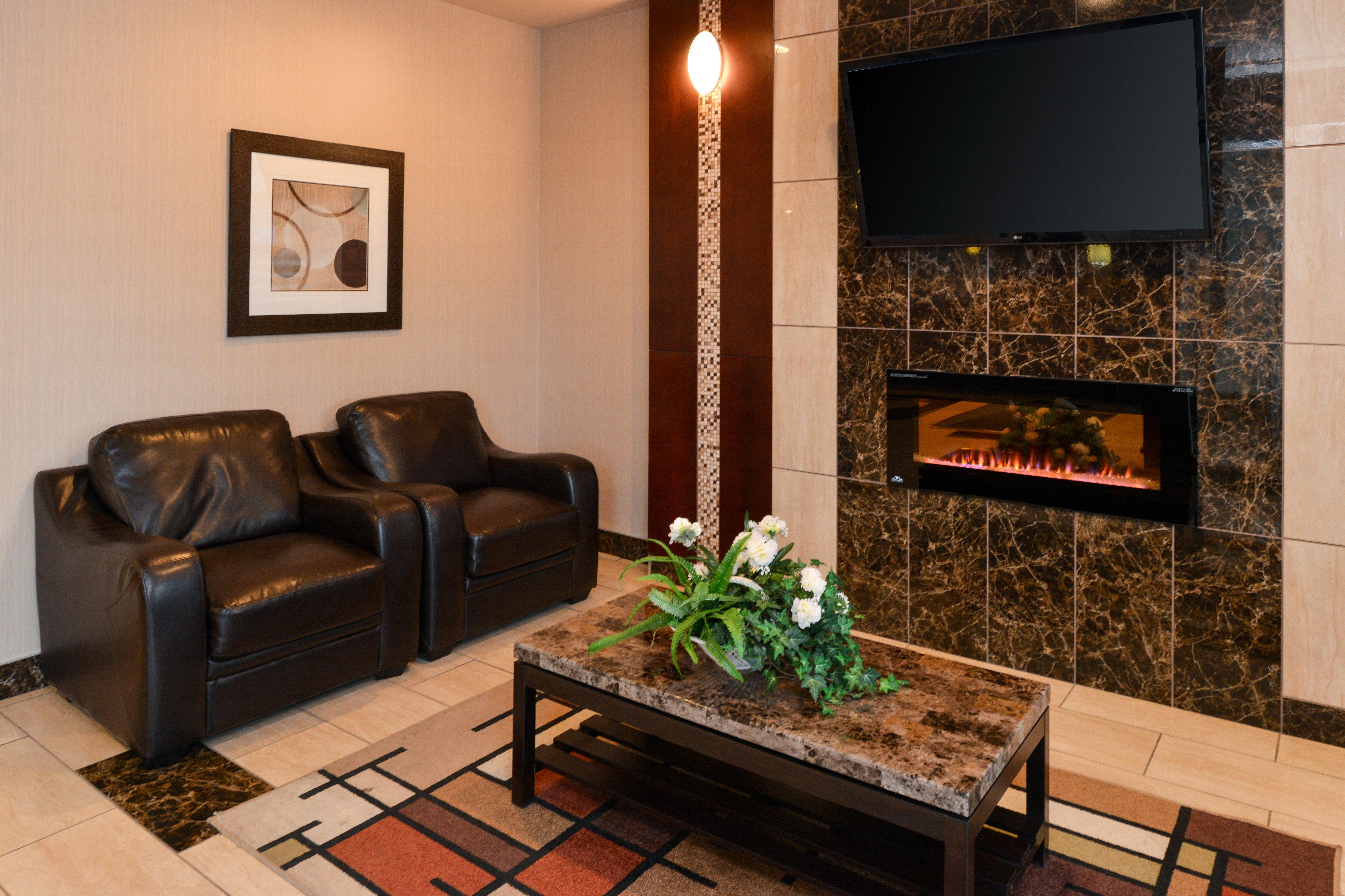 Holiday Inn Express Edmonton North By Ihg Екстериор снимка