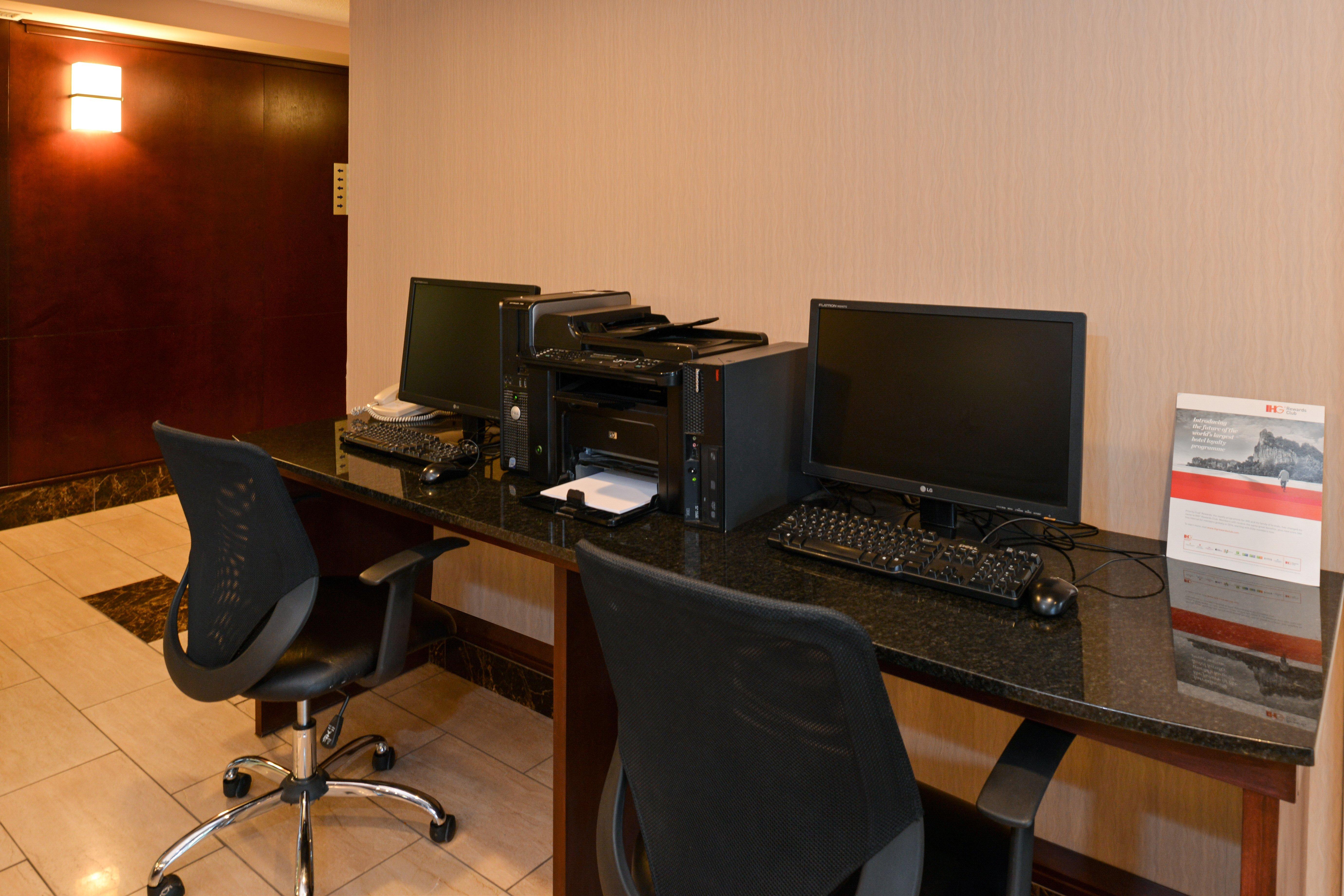 Holiday Inn Express Edmonton North By Ihg Екстериор снимка