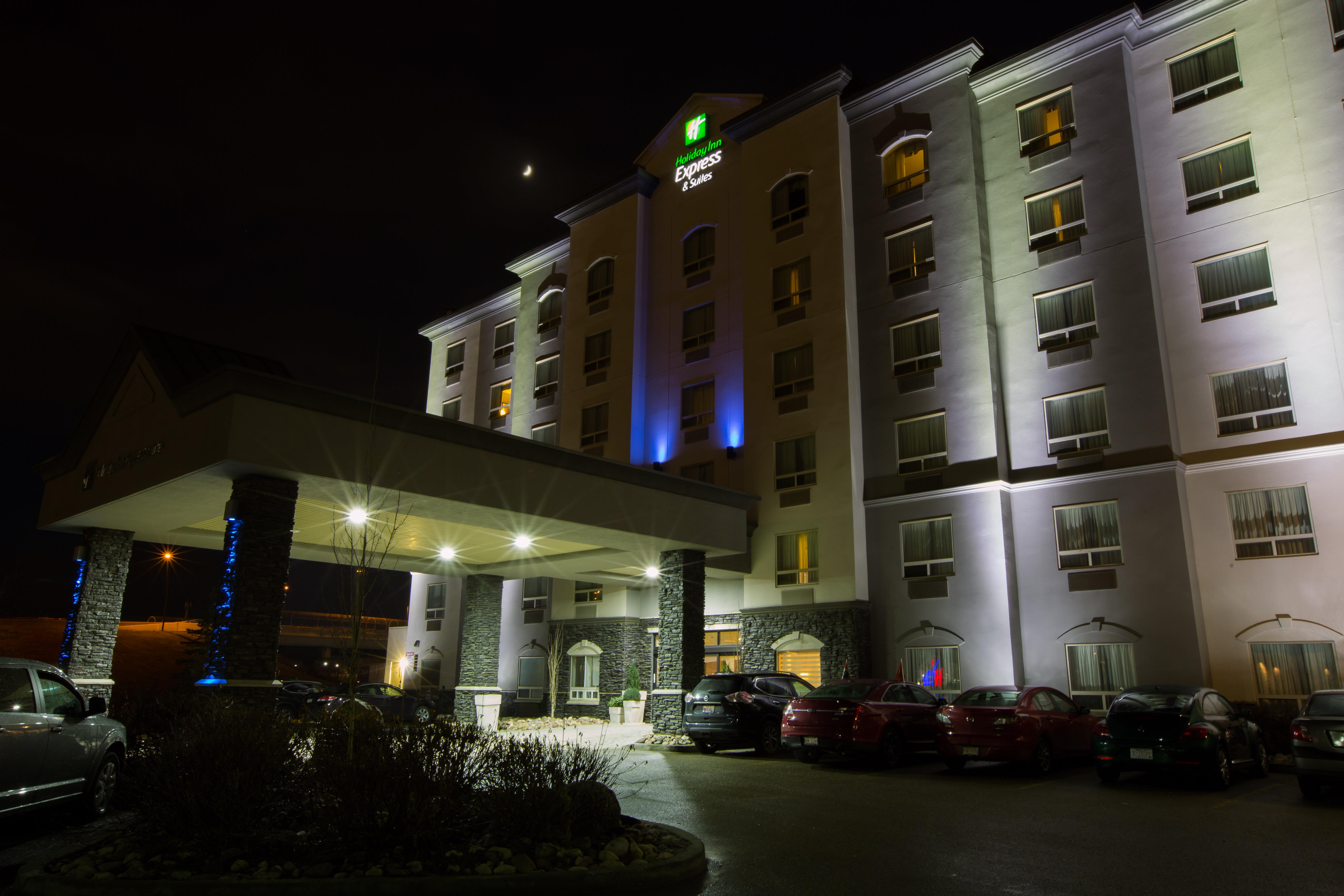 Holiday Inn Express Edmonton North By Ihg Екстериор снимка