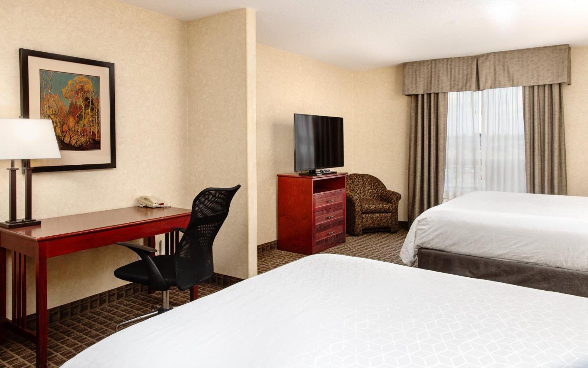 Holiday Inn Express Edmonton North By Ihg Екстериор снимка