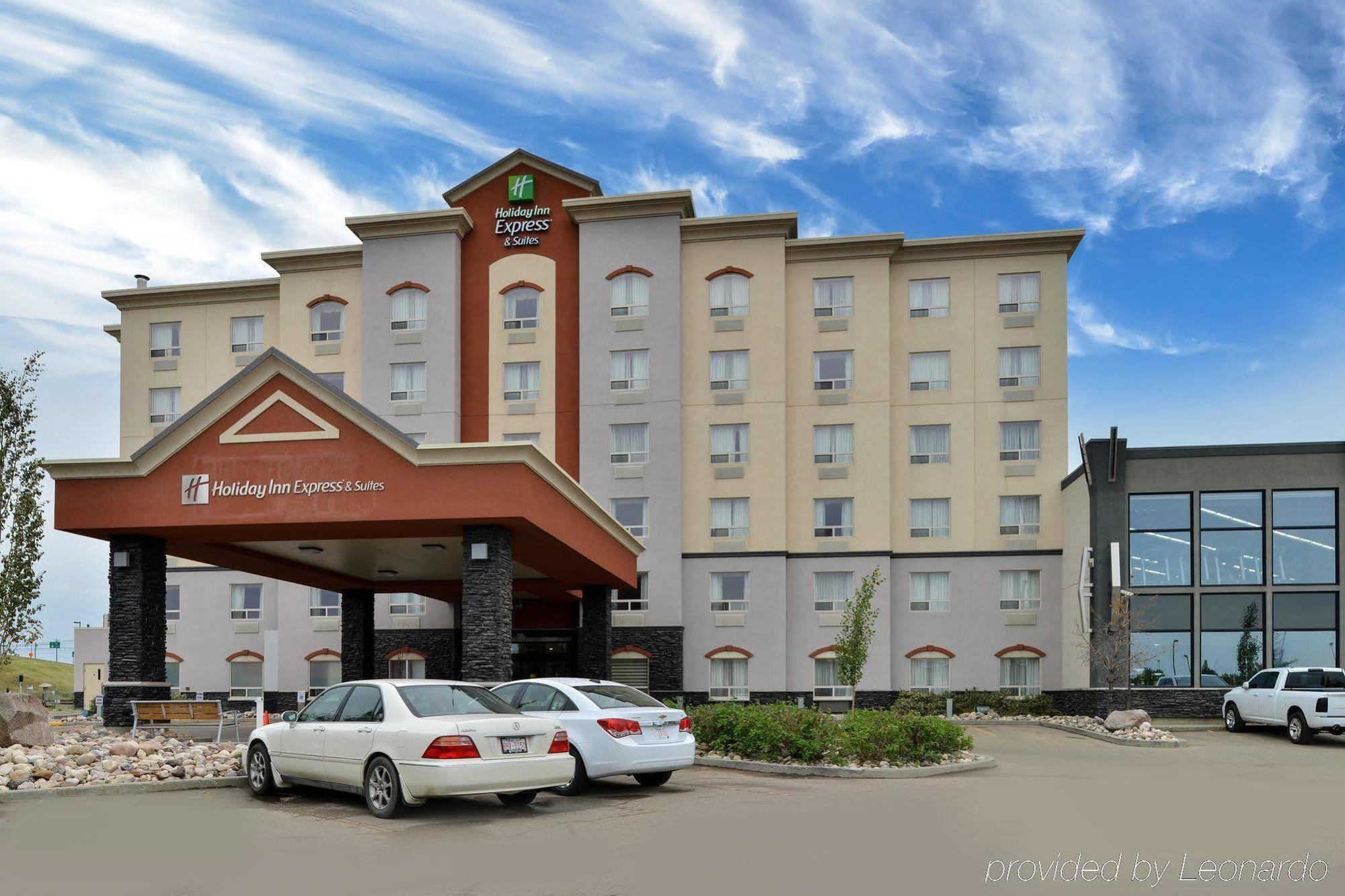 Holiday Inn Express Edmonton North By Ihg Екстериор снимка