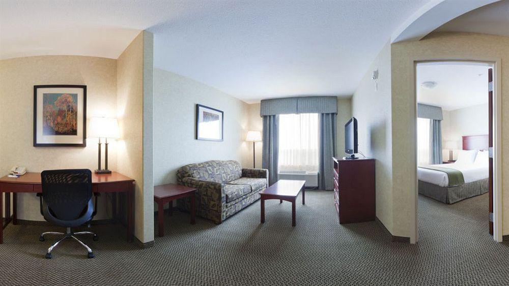 Holiday Inn Express Edmonton North By Ihg Екстериор снимка